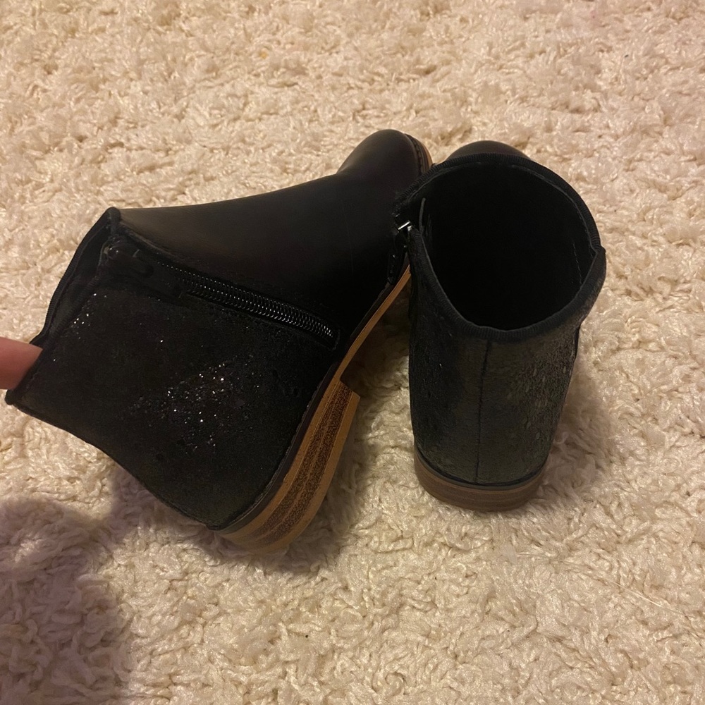 Booties! - Picture 2 of 3